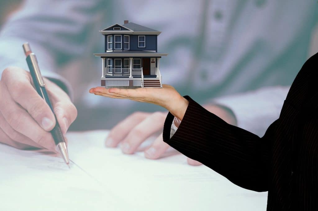 Choosing the Right Realtor for Your Bellmore Home Search